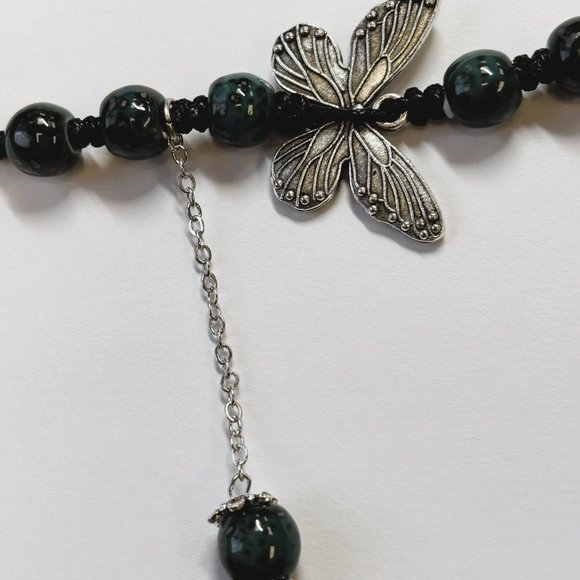 Dark Green Bead Silver Butterfly Pendant Charm Pray Vintage Necklace - Picture 5 of 16